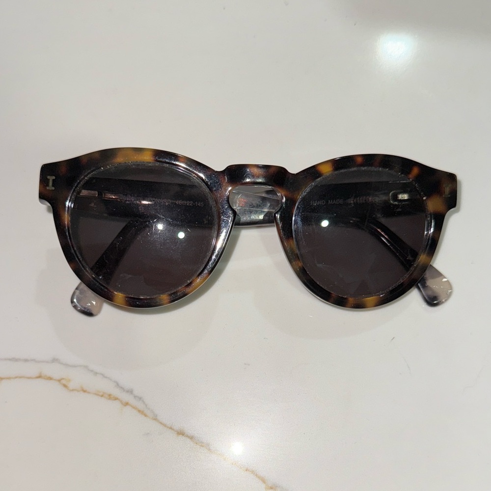 Illesteva Leonard Tortoise Pattern Sunglasses - image 2